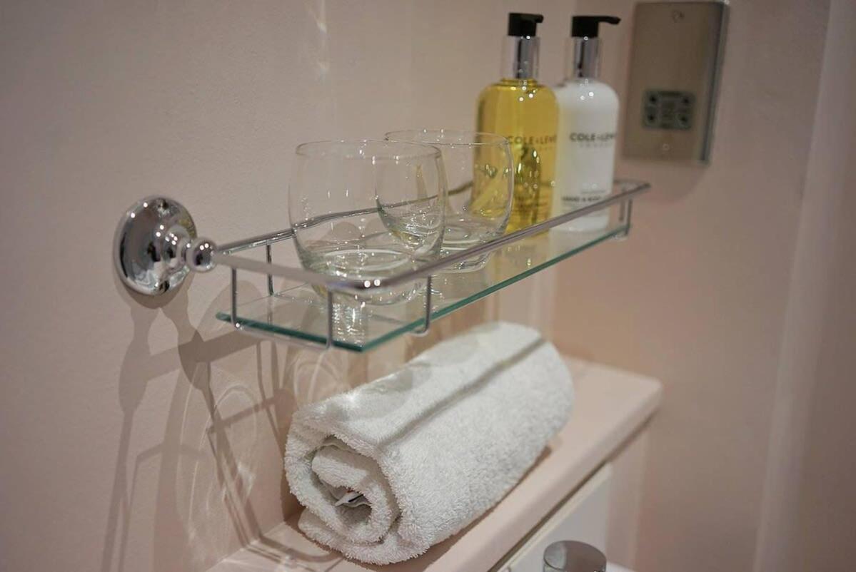 The Alma Taverns Boutique Suites Room 2 - Hopewell บริสตอล ภายนอก รูปภาพ